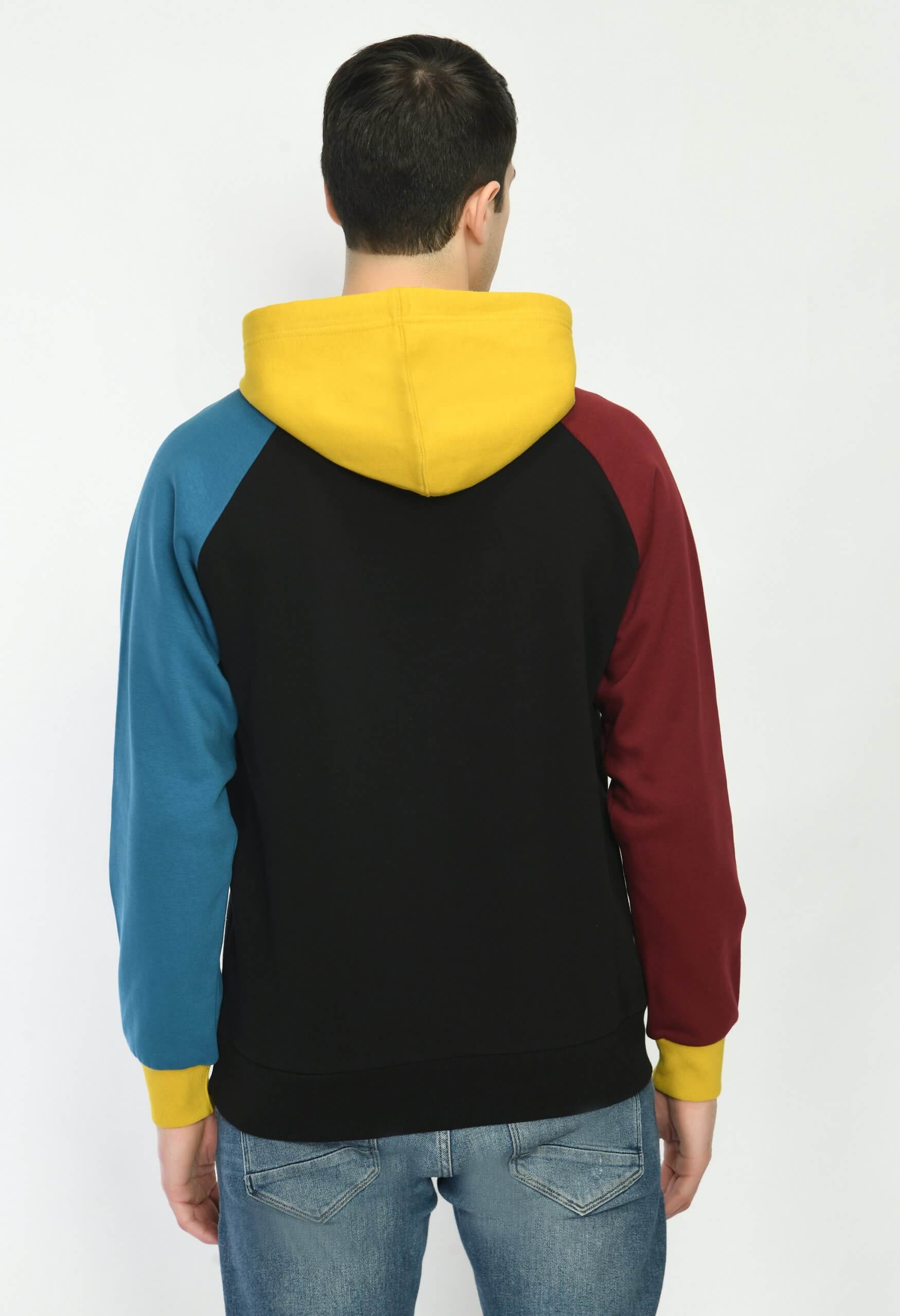 Black Coloured Sweatshirt by Deerdo
