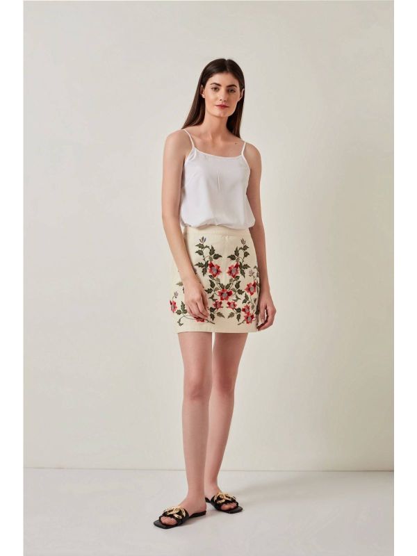 COVERSTORY Floral Appeal Embroidered Skirt