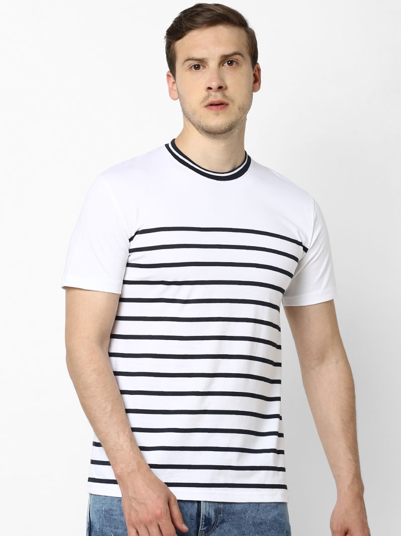 Navy Coloured T Shirt by Celio
