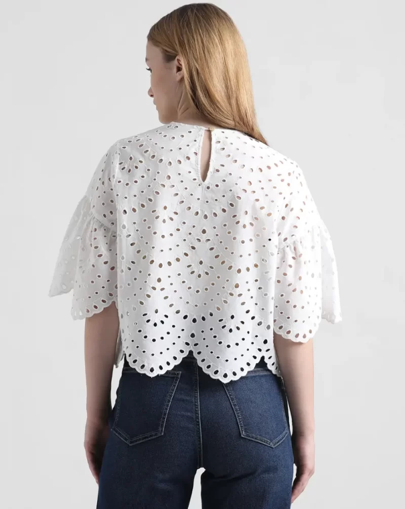 WHITE SCHIFFLI CROP TOP