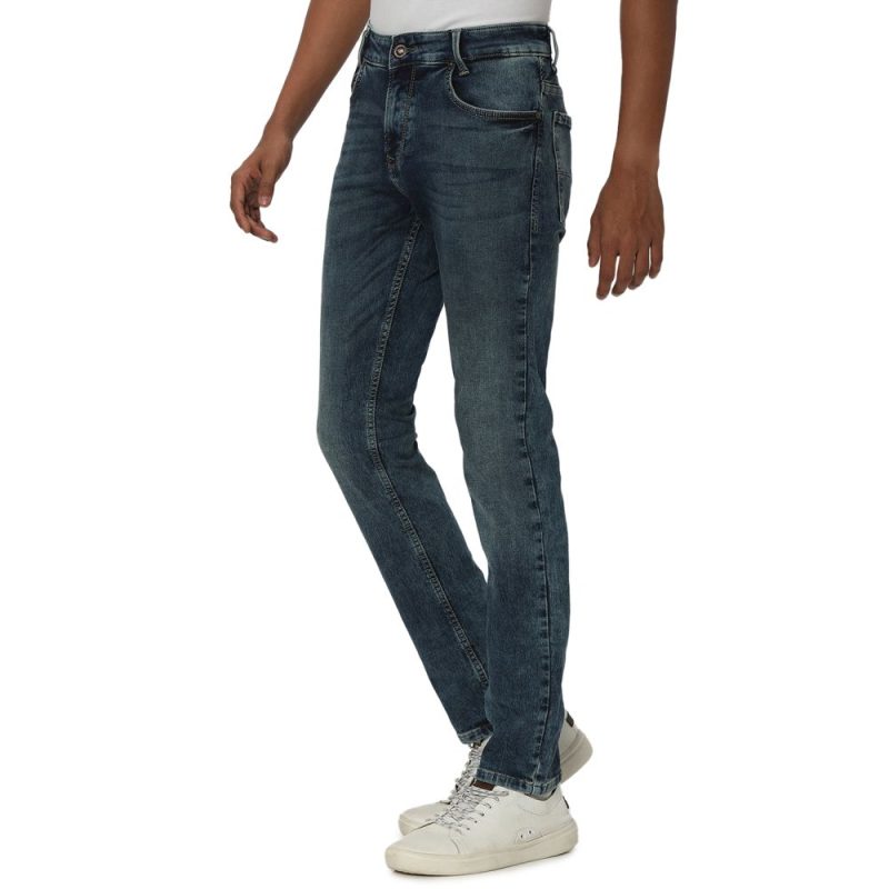 Mufti Denim Chronicles: Elevate Your Style with Signature Jeans