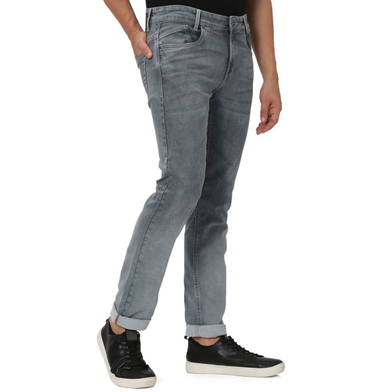 Mufti Denim Chronicles: Elevate Your Style with Signature Jeans
