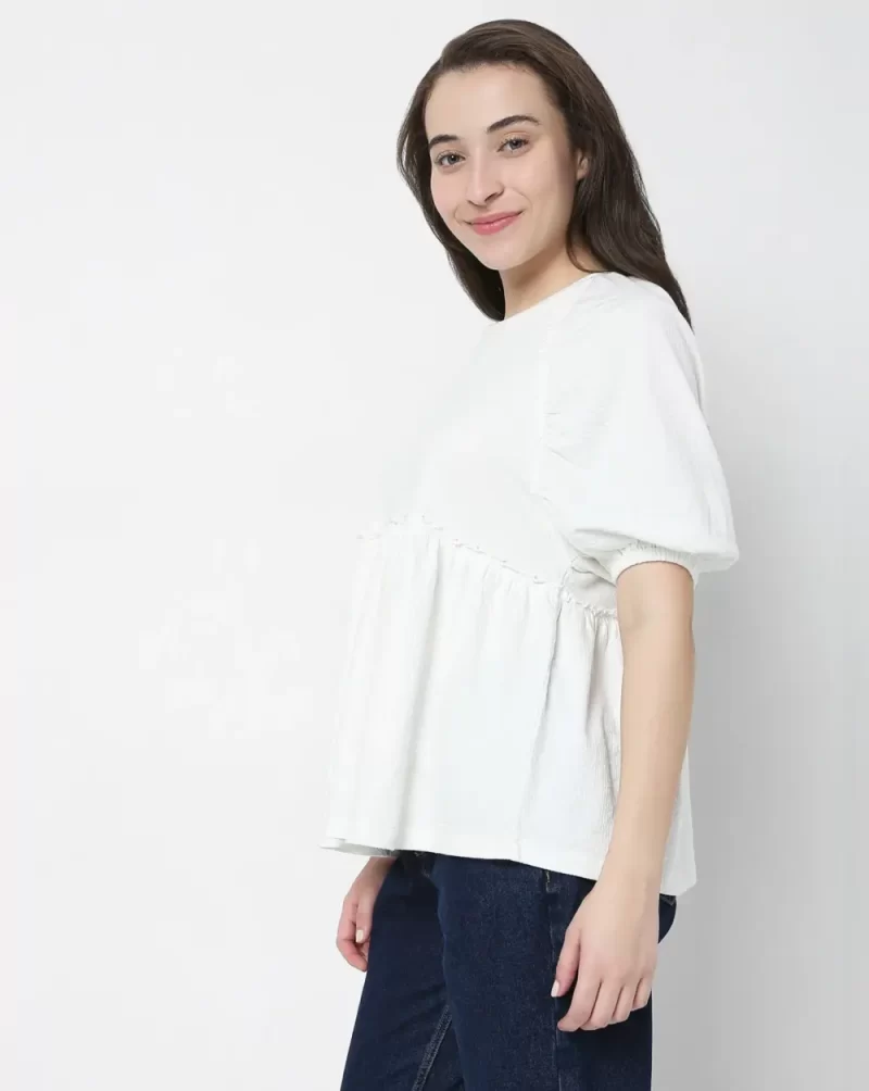 WHITE TEXTURED TOP