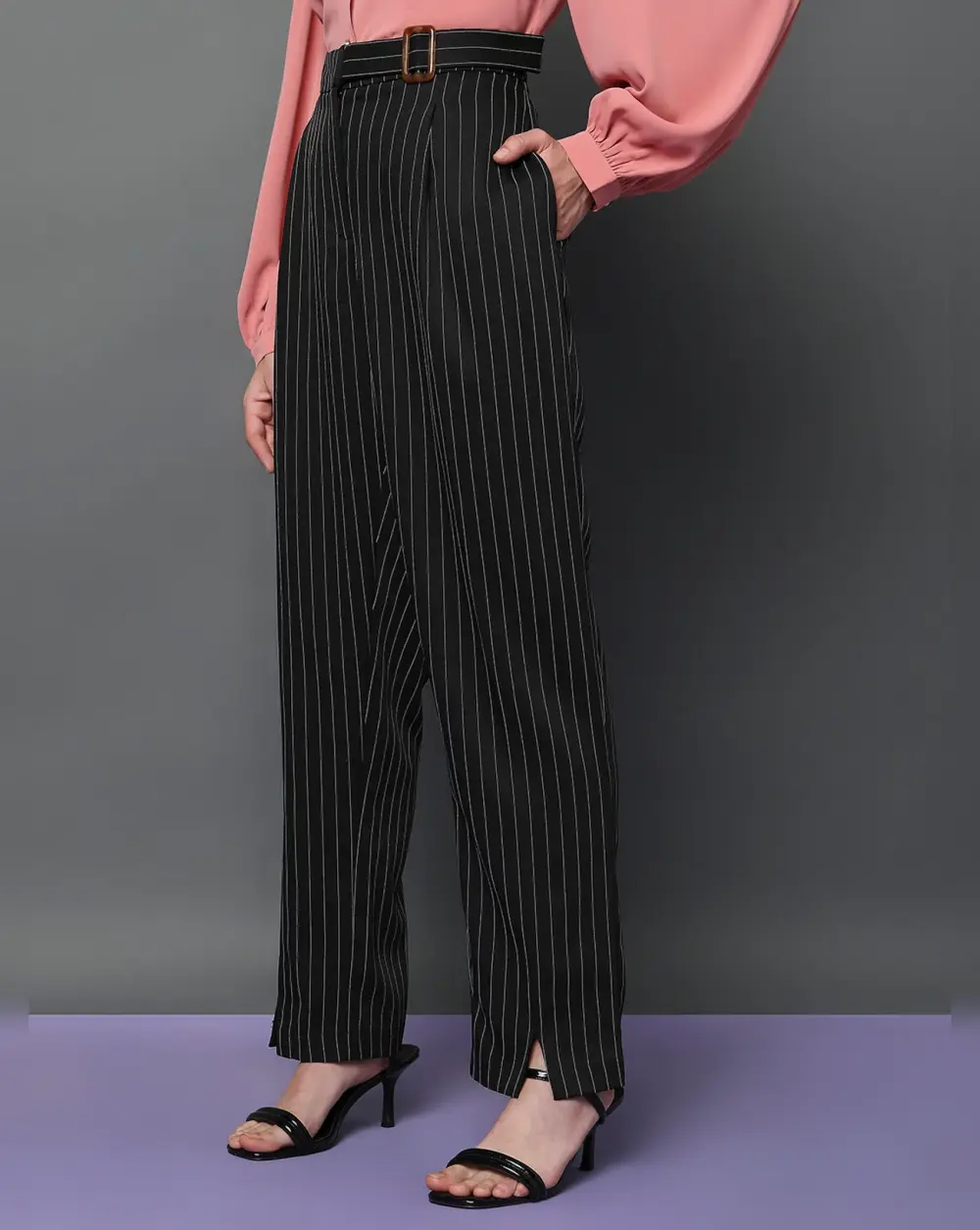 BLACK HIGH RISE STRIPED STRAIGHT FIT PANTS