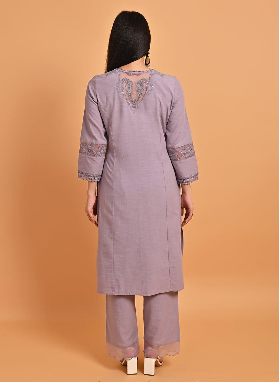 Lavender Kurta Set With Intricate Embroidery