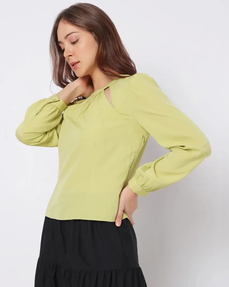 GREEN CUT-OUT TOP