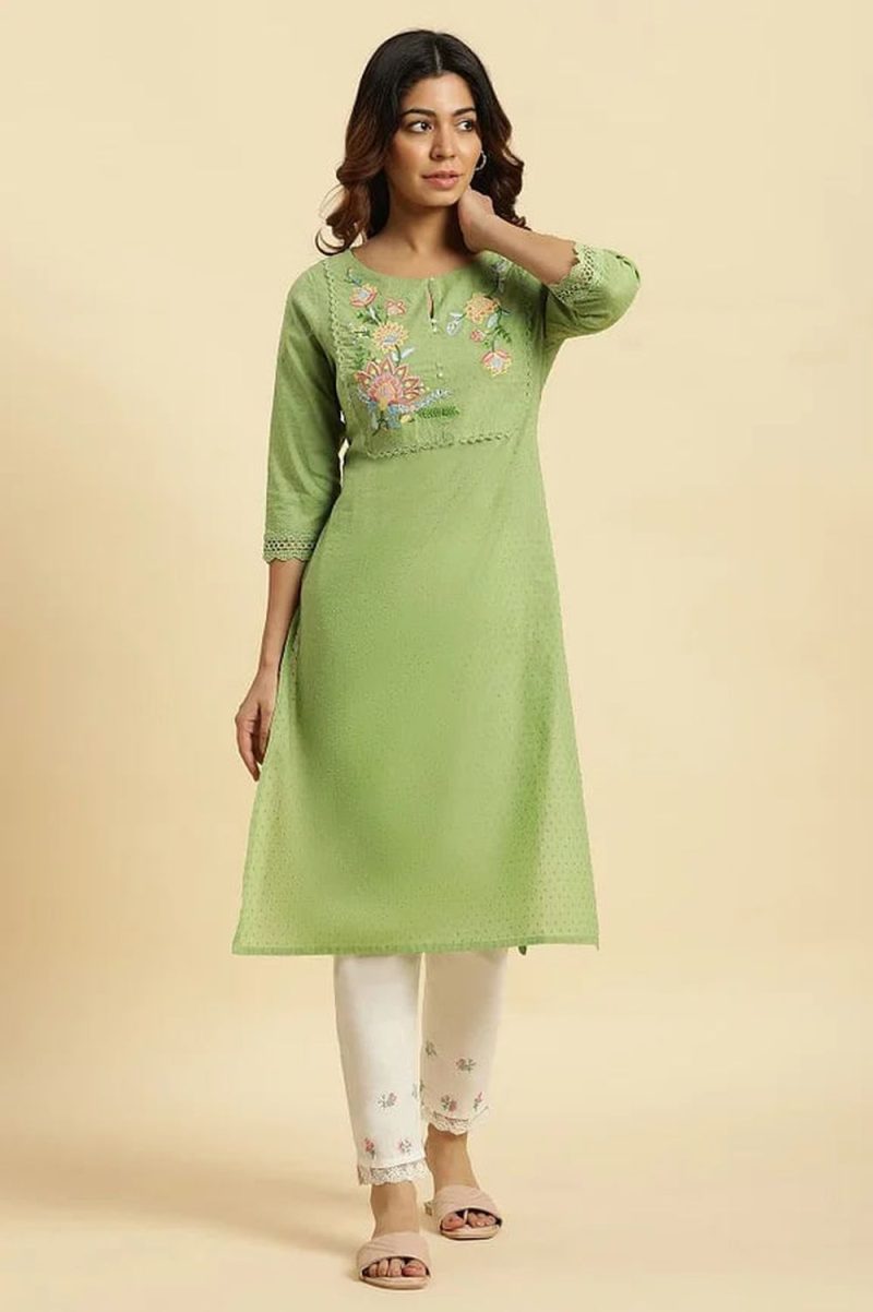 Green Floral Embroidered Cotton Kurta