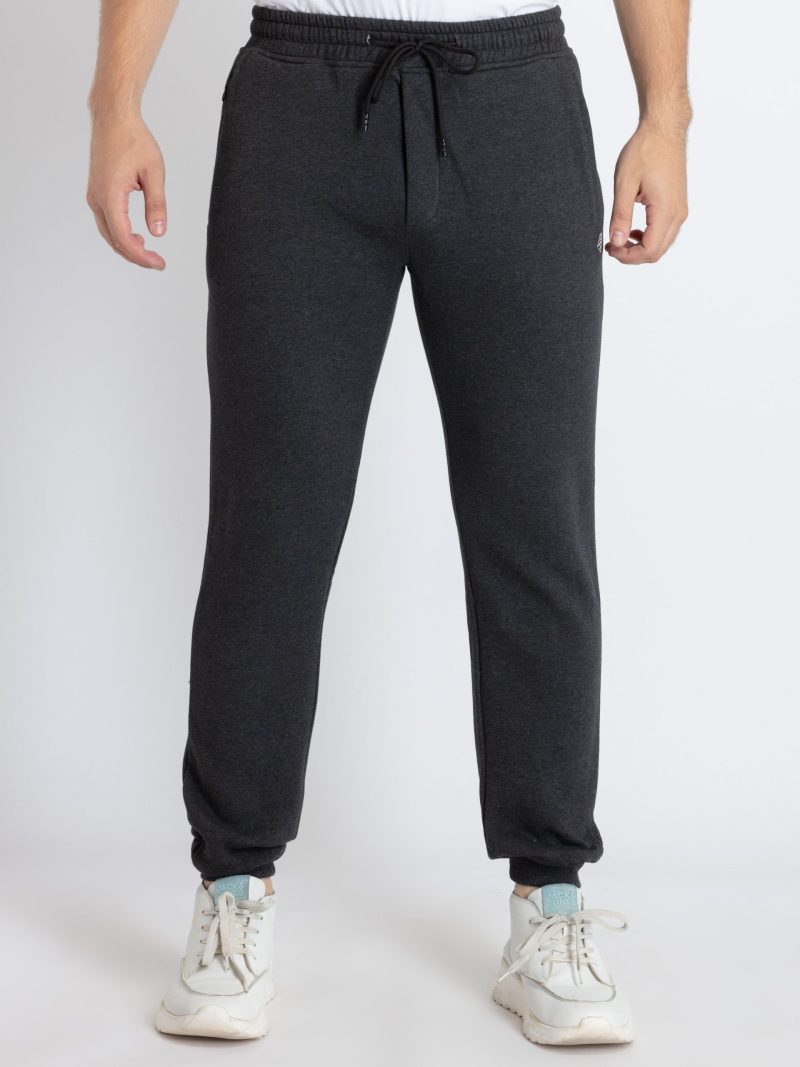 Men Solid Regular Fit Jogger