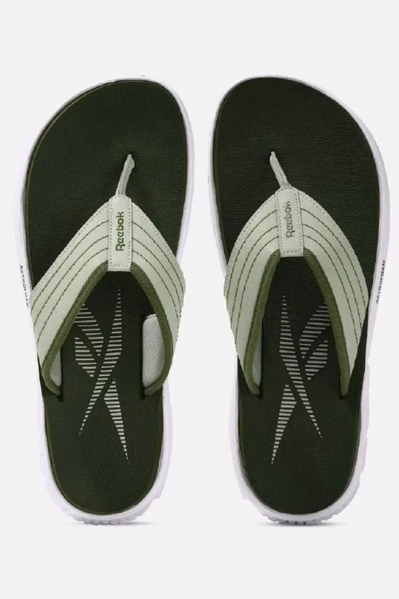 Spark Show Flip U - Men Green Sandals & Slippers