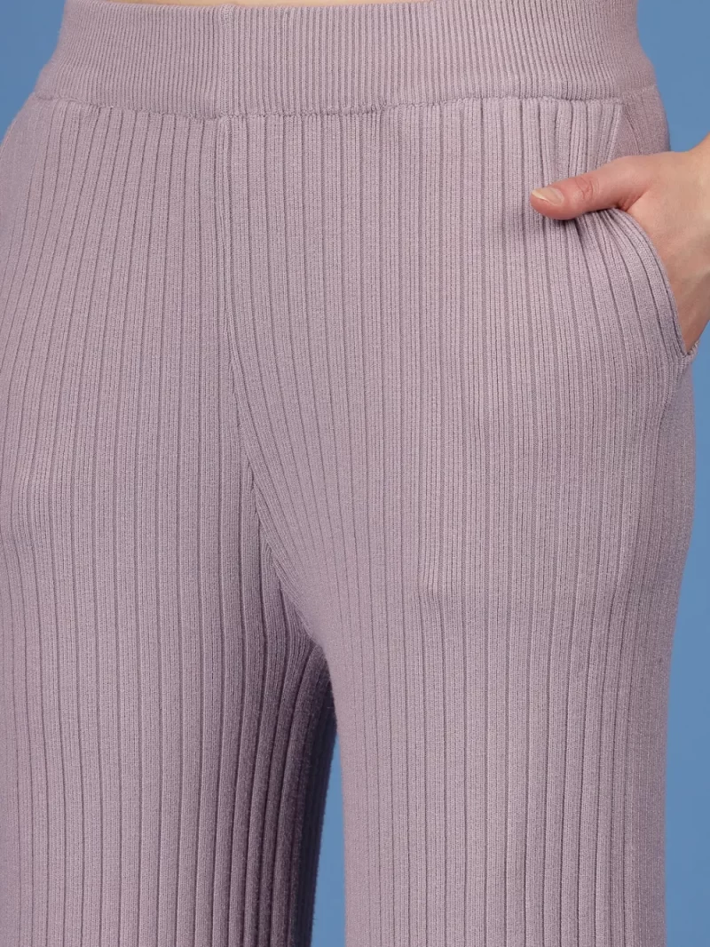 Women Mid-Rise Flared Knitted Palazzos