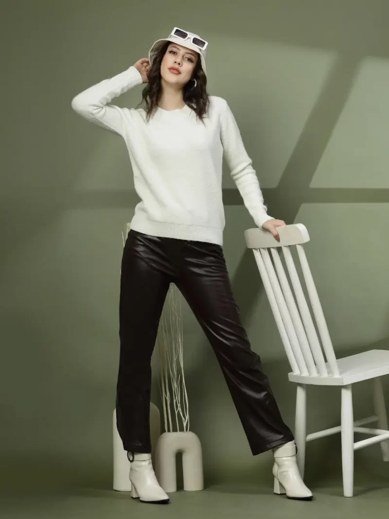 Women Solid Round Neck Top