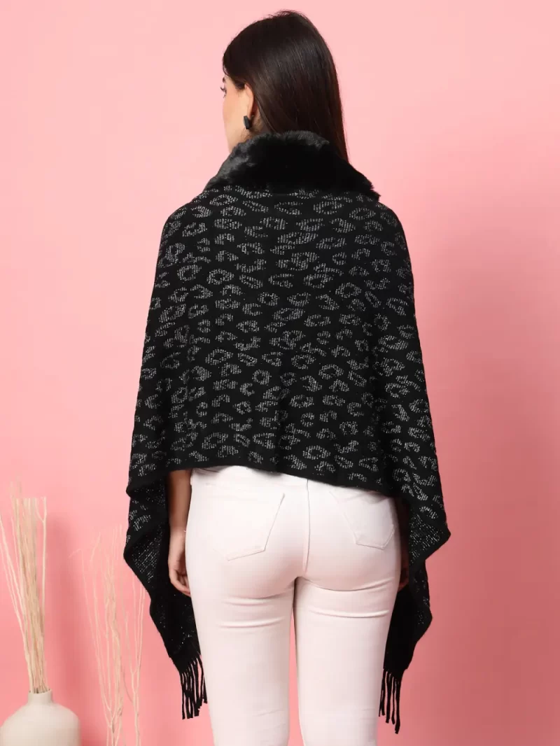 Women Geometric Printed Poncho