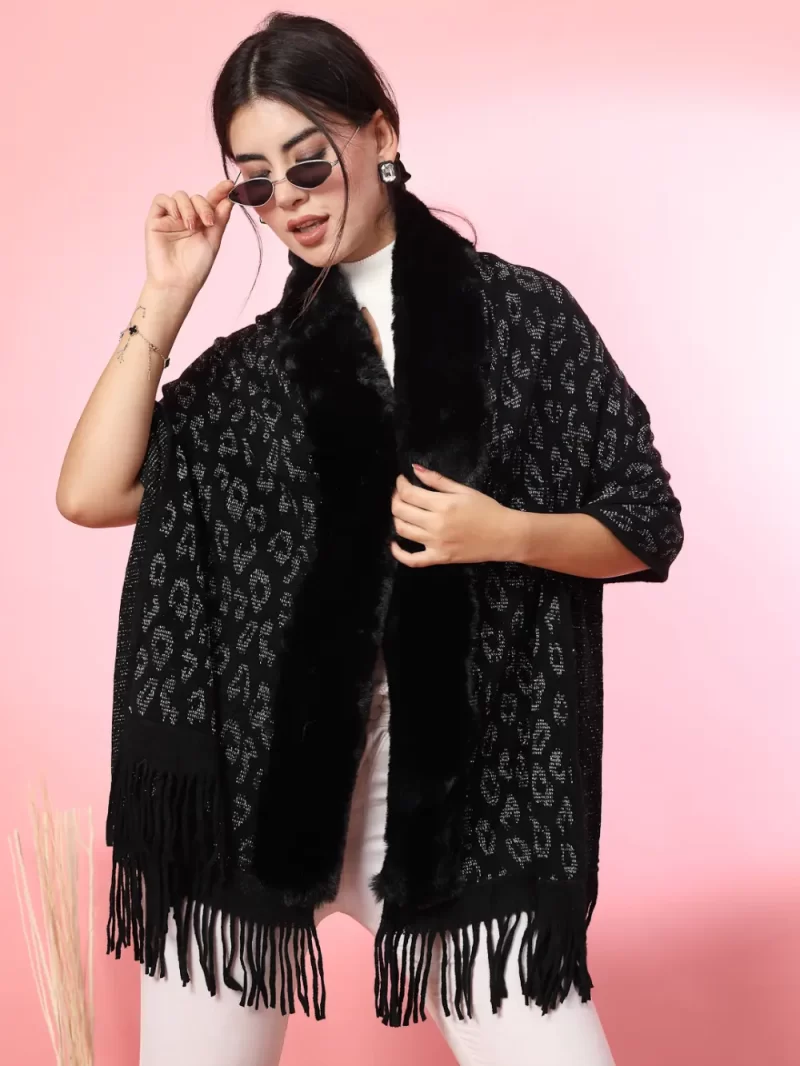 Women Geometric Printed Poncho