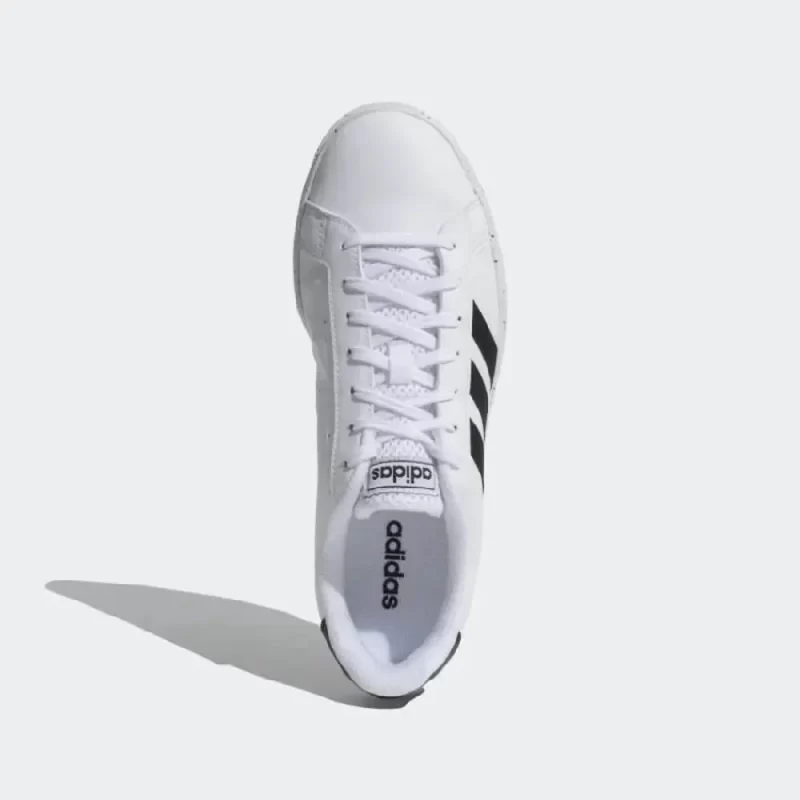 Adidas
Men Street Stunner