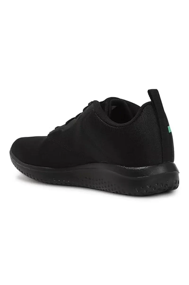 Run Snazzy - Men Black Running Shoes