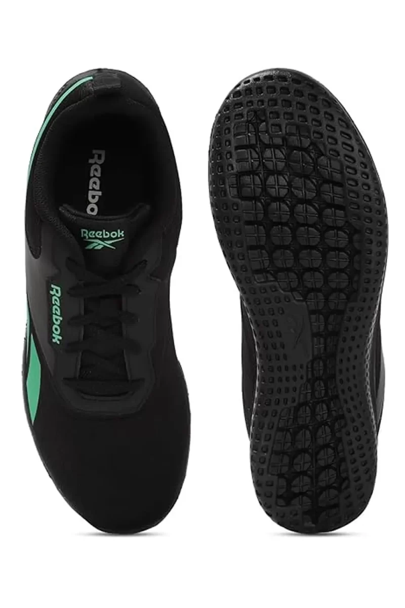 Run Snazzy - Men Black Running Shoes