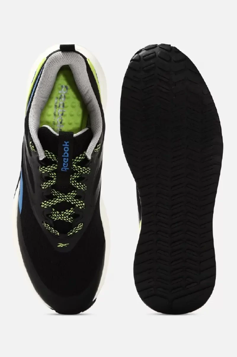 Fujita - Men Black Running Shoes