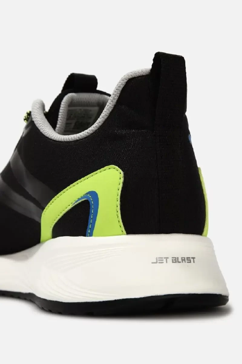 Fujita - Men Black Running Shoes