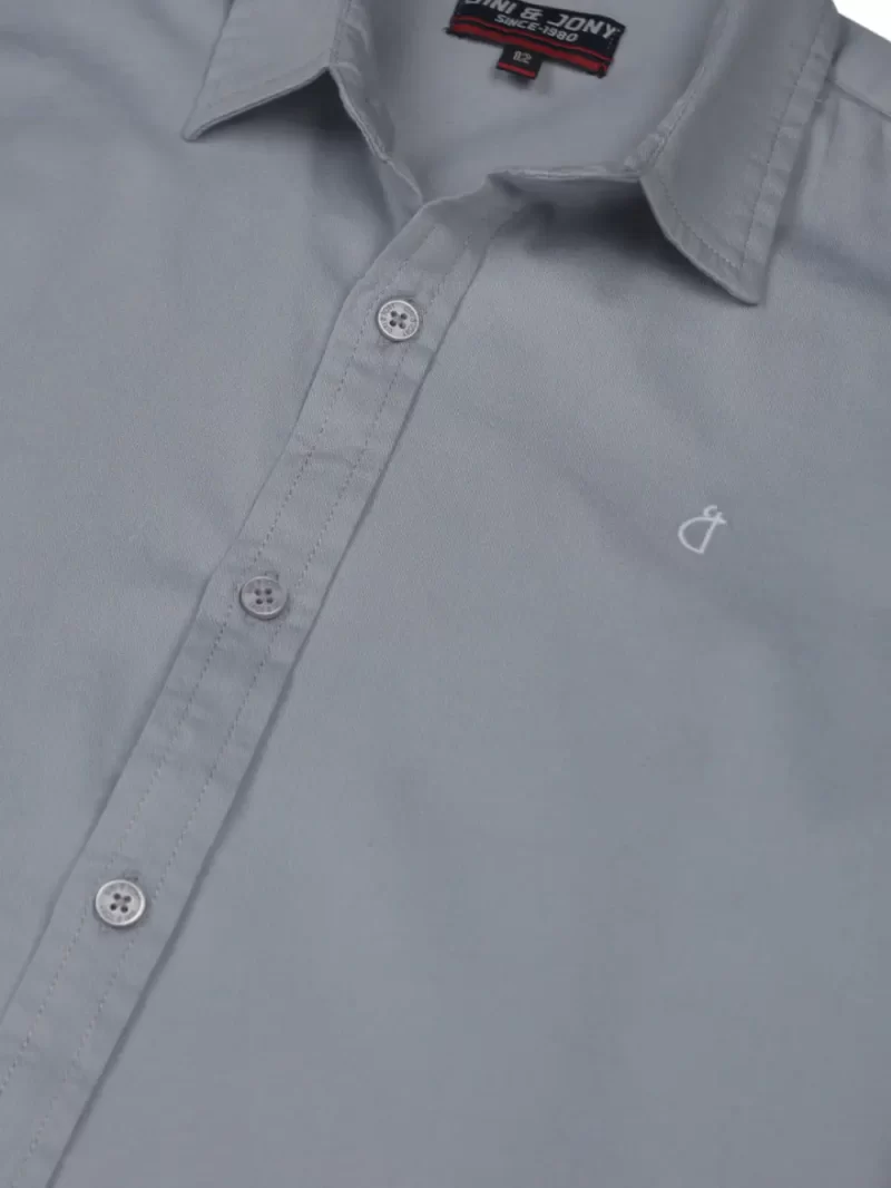 Gini & Jony 
Boys Regular Fit Solid Spread Collar Casual Shirt