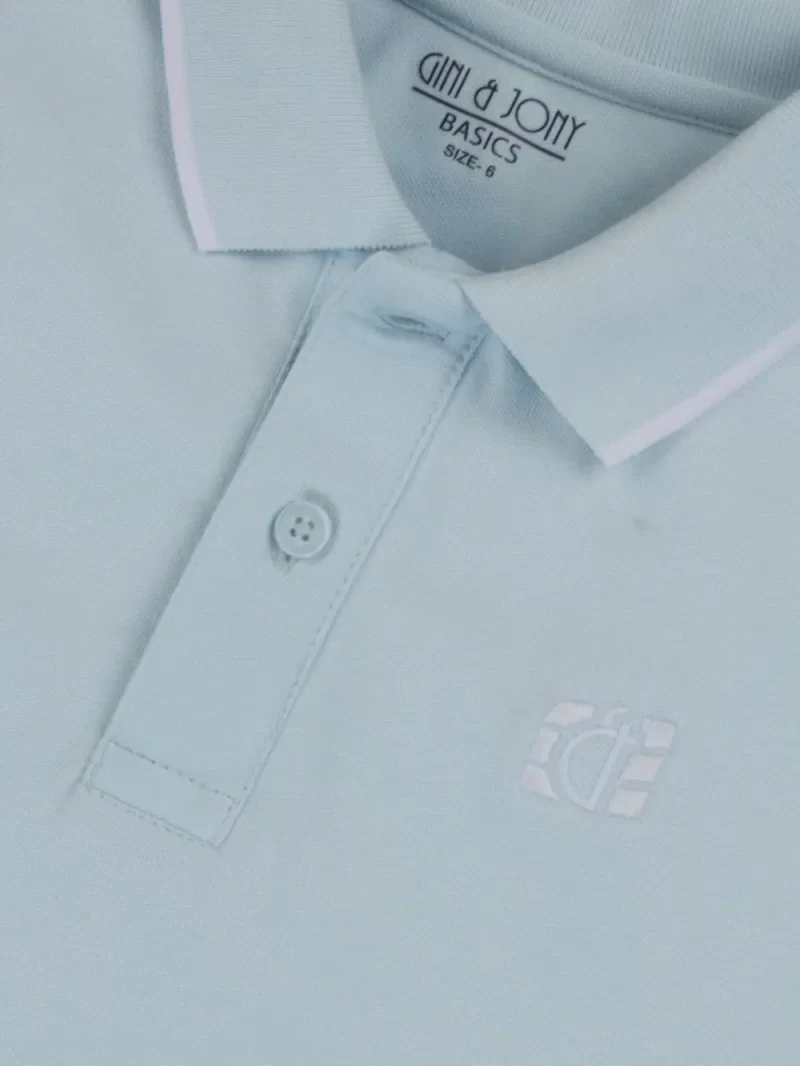 Gini & Jony Boys Solid Spread Collar Half Sleeves Shirt