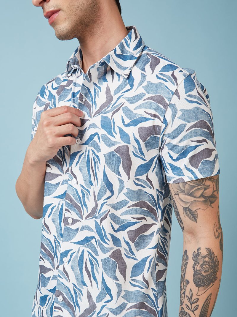 Status Quo Men'S Abstract Printed Half Sleeves Collared Neck Regular Fit Shirt