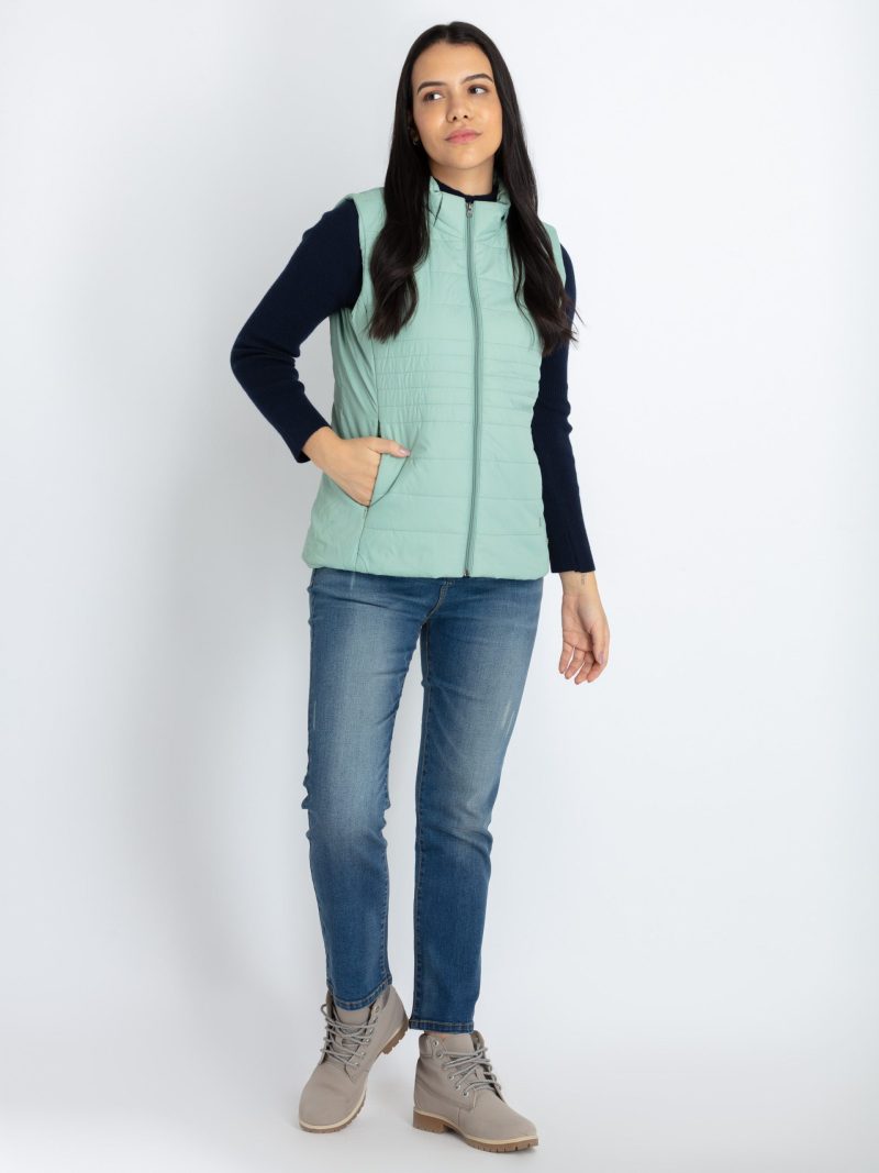 Womens Quilted Sleeveless Jacket With Detachable Hood