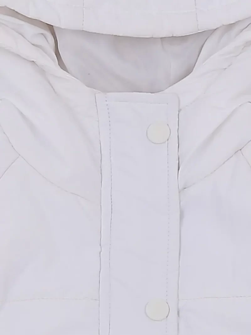 Gini And Jony Girls White Typographic Print Taffeta Heavy Winter Jacket Full Sleeves