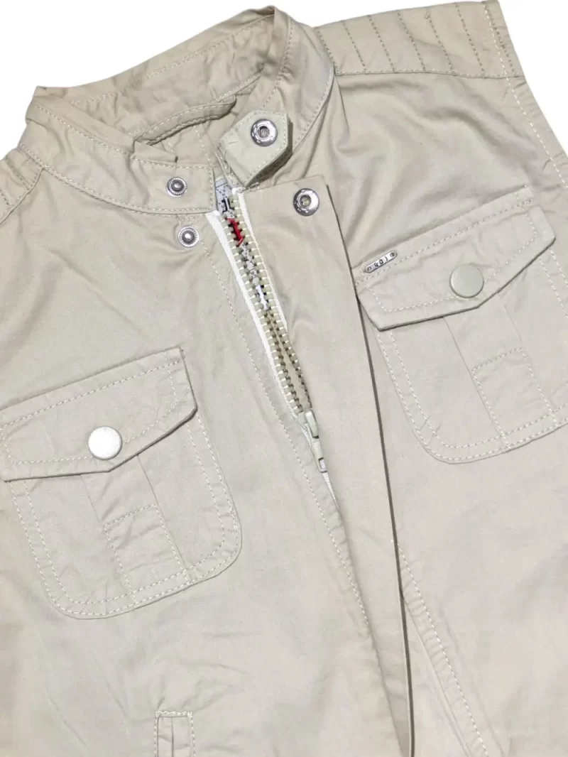 Gini And Jony Boys Off White Typographic Print Cotton Woven Jacket Sleeveless