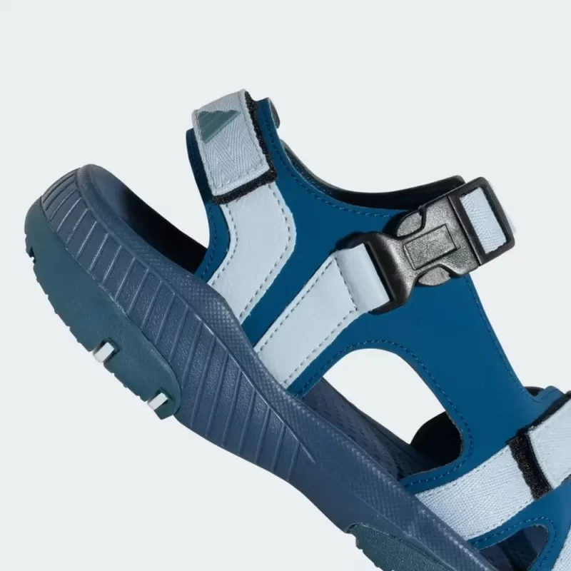 Adisist Sandals
