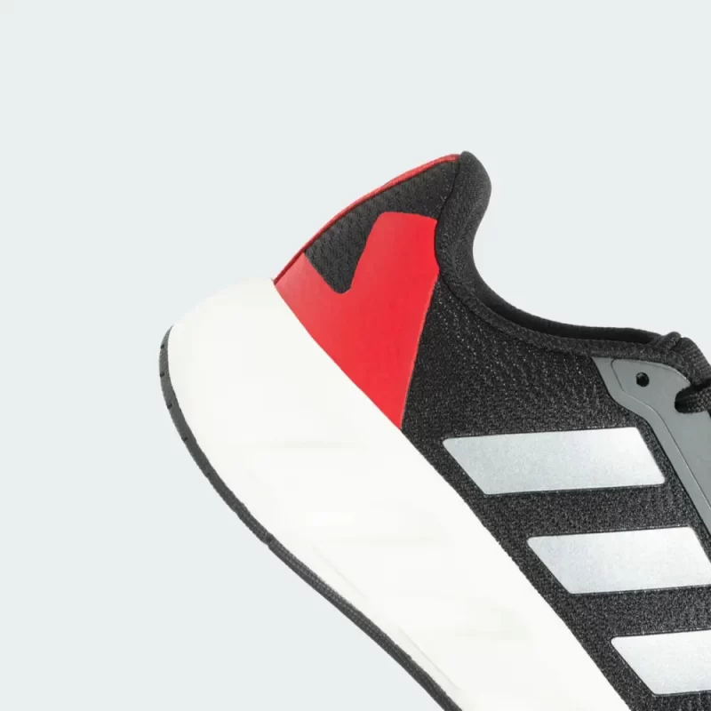 Vent-Shoot Running Shoes