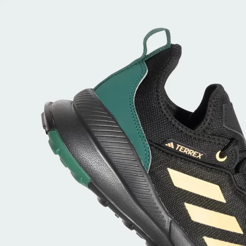 Questit Low Cut Shoes