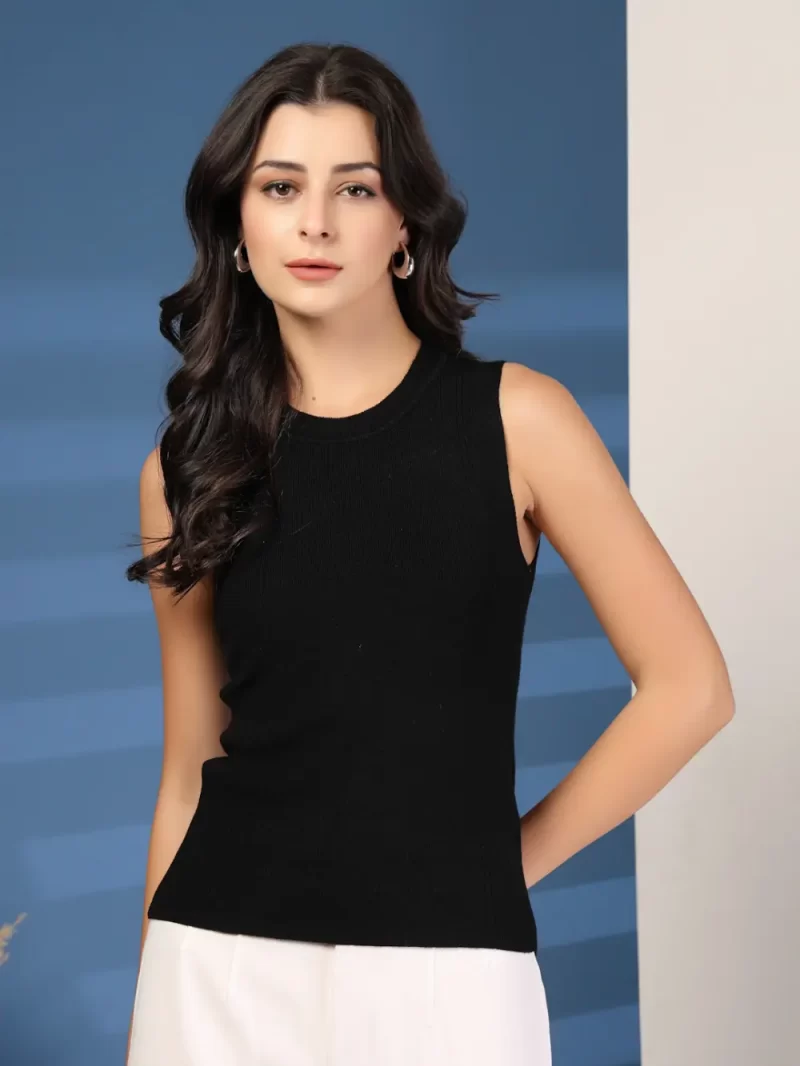 Women Ribbed Round Neck Fitted Casual Top