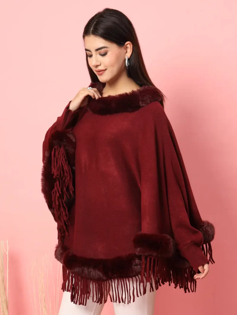 Women Maroon Solid Poncho