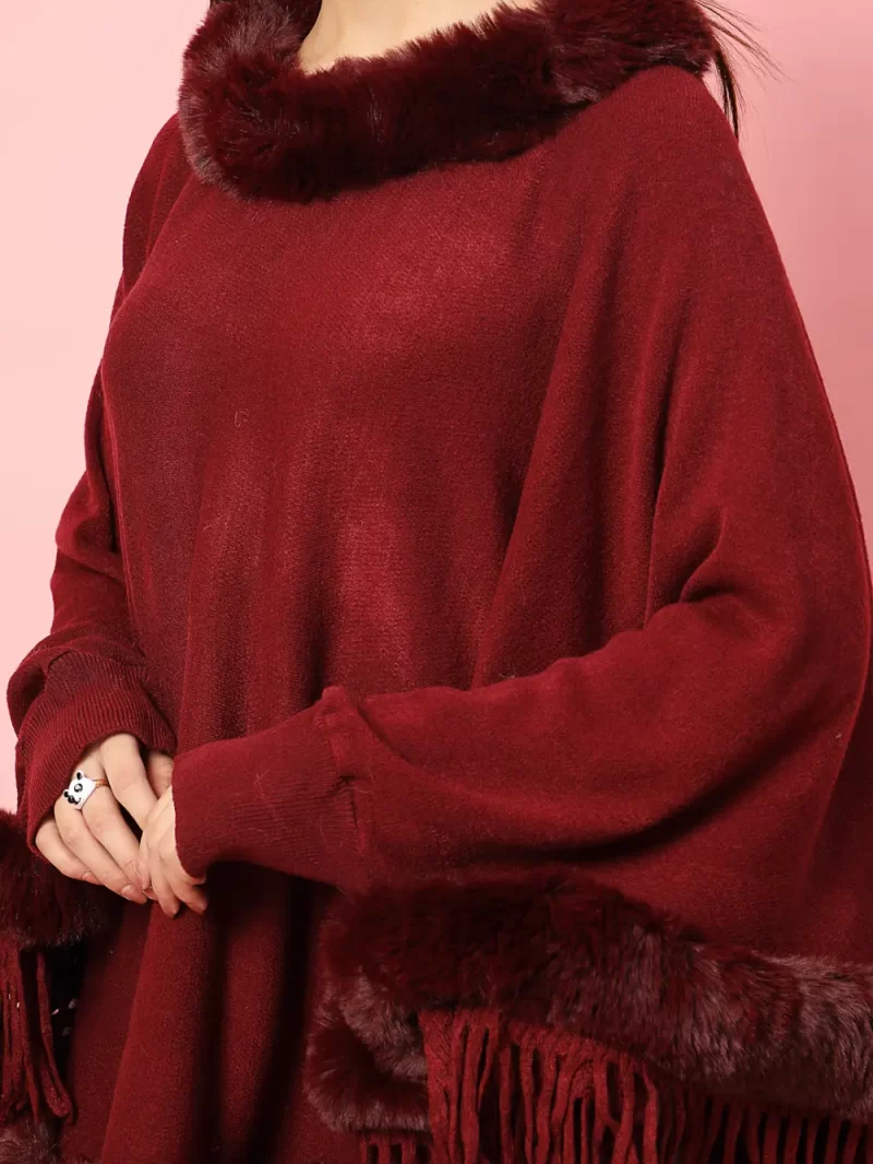 Women Maroon Solid Poncho