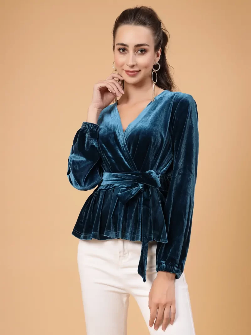 Women Winter Wear Stylished & Cosy Top