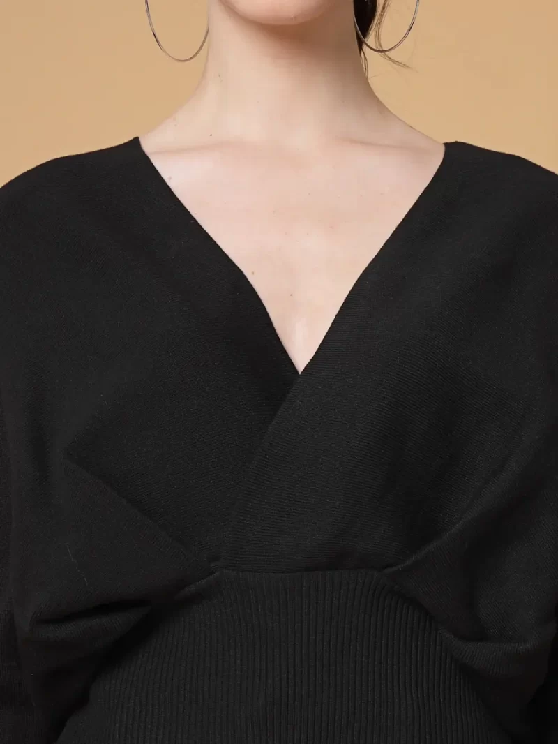 V Neck Cuffed Sleeves Pullover