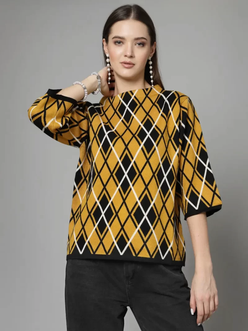 Argyle Printed Round Neck Pullover