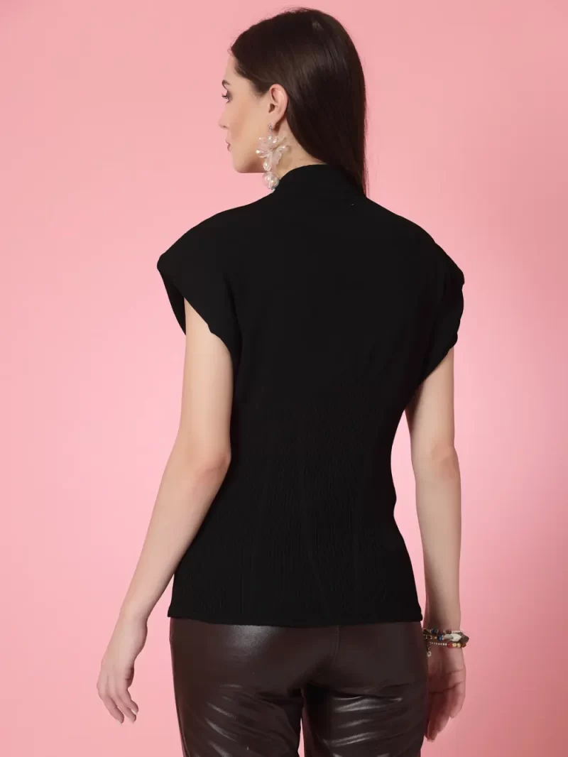 Ribbed High Neck Pullover