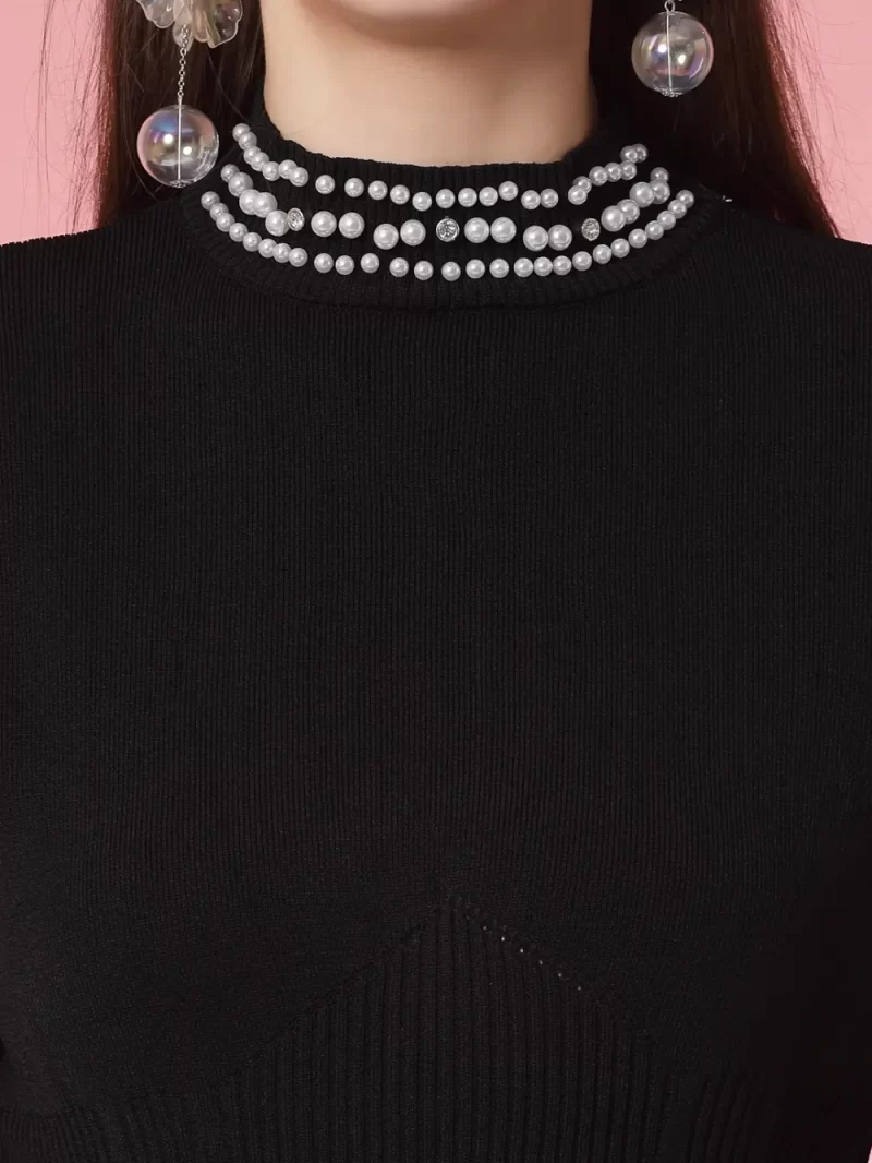 Ribbed High Neck Pullover