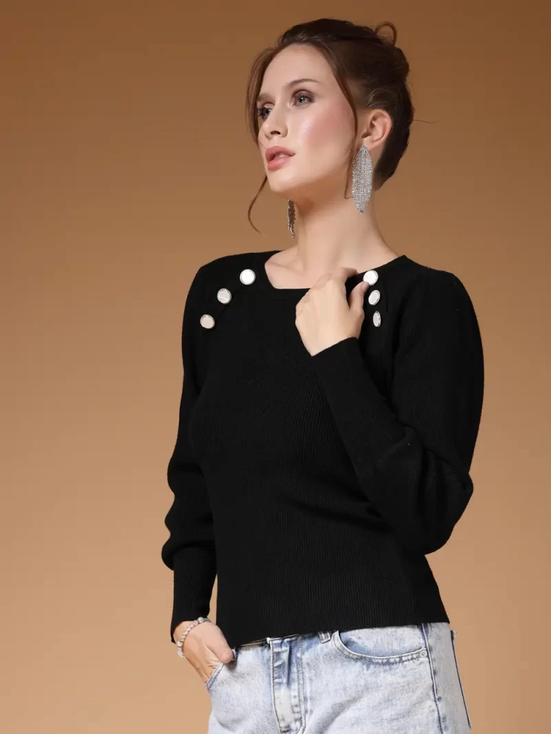 Round Neck Pullover