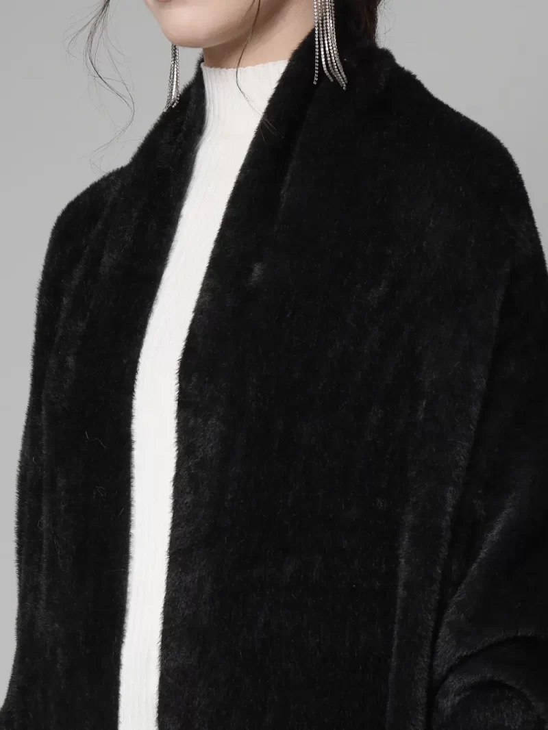 Women Solid Longline Poncho With Fringed Detail