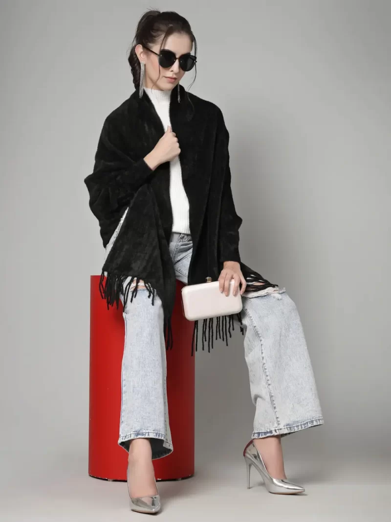 Women Solid Longline Poncho With Fringed Detail