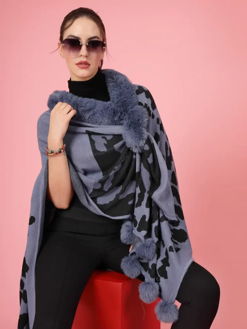 Geometric Printed V-Neck Long Sleeves Longline Poncho Sweater