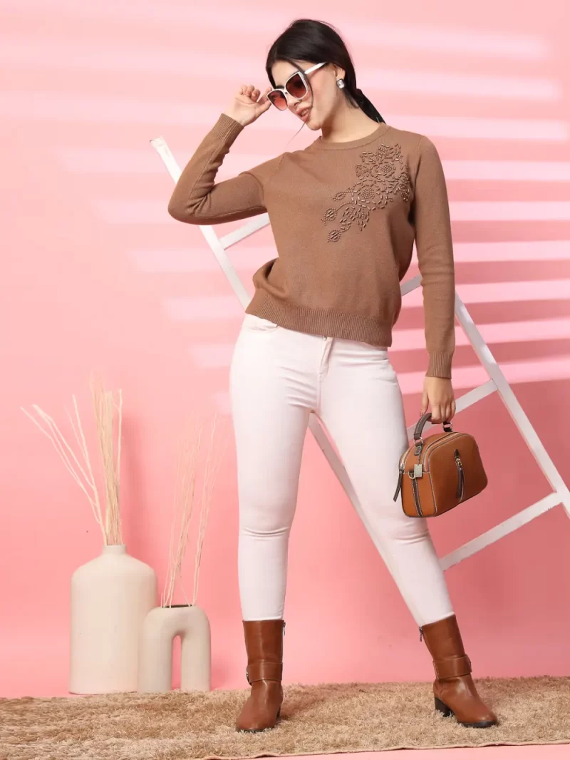 Women Solid Round Neck Top