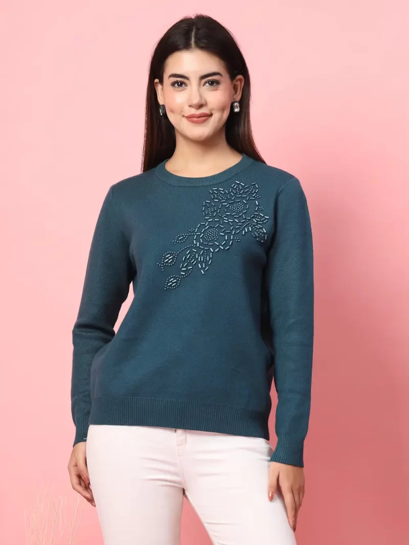 Women Solid Round Neck Top