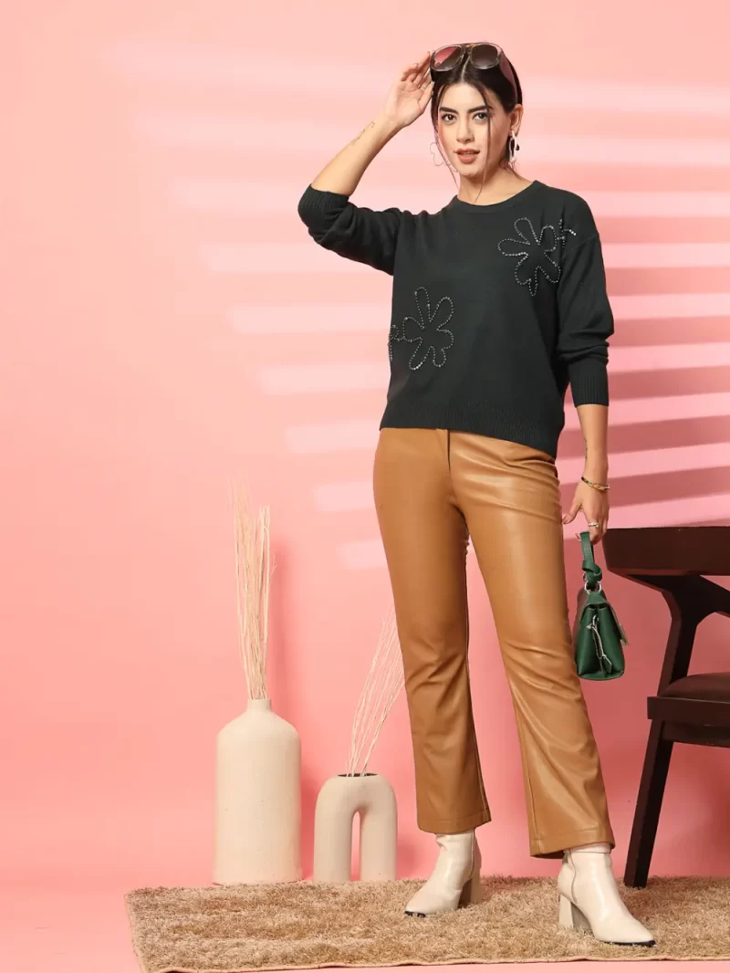 Women Embellished Round Neck Top