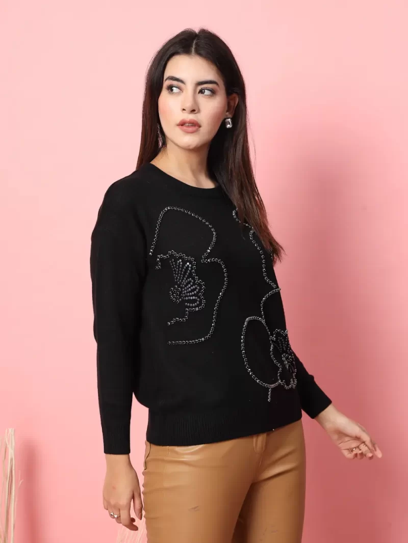 Women Graphic Embellished Sweater