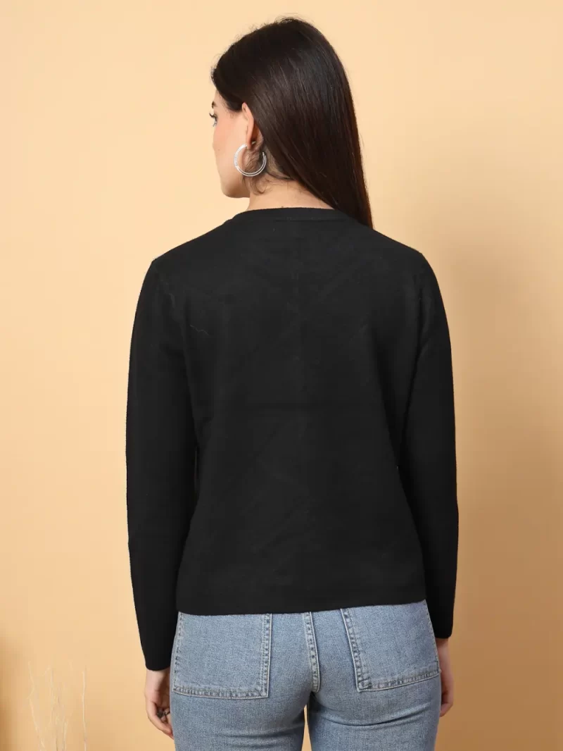 Women Solid Round Neck Top