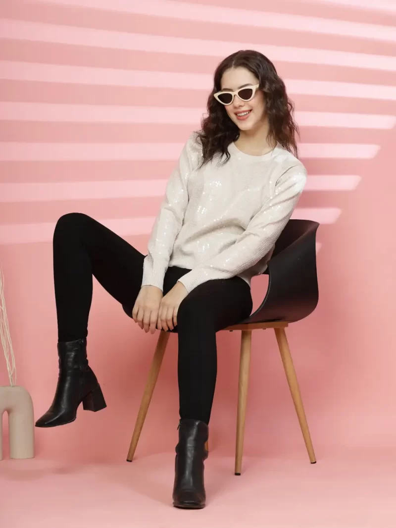 Women Solid Round Neck Top