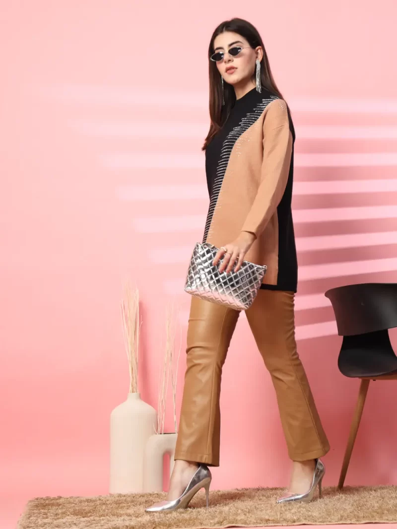 Women Abstract Printed Round Neck Top